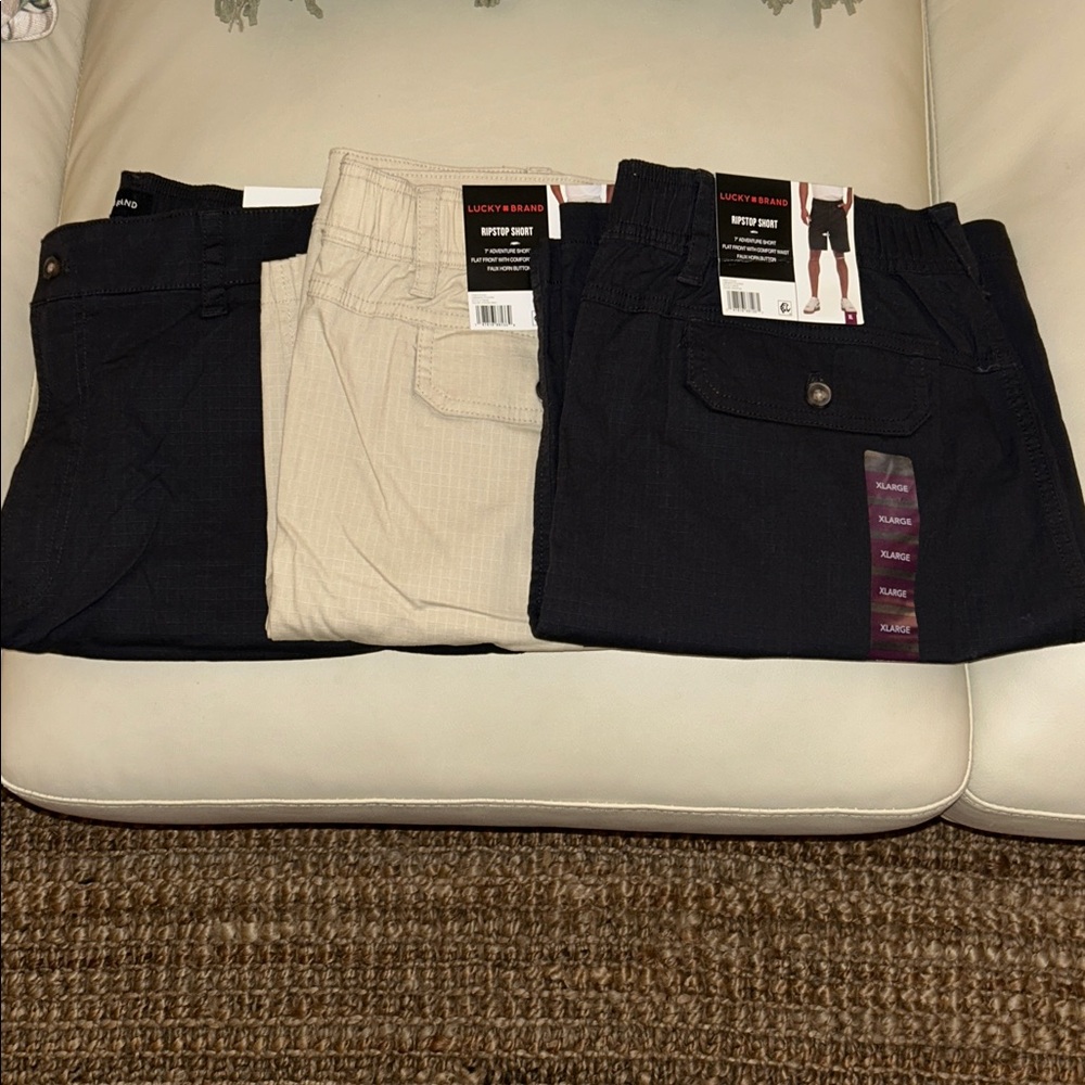 Lucky Brand Men’s Ripstop shorts- Black & Beige